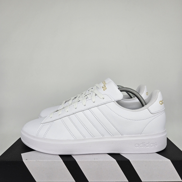 adidas Shoes - New adidas Grand Court 2.0 Cloud White Gold Metallic Women's Shoes Size 6